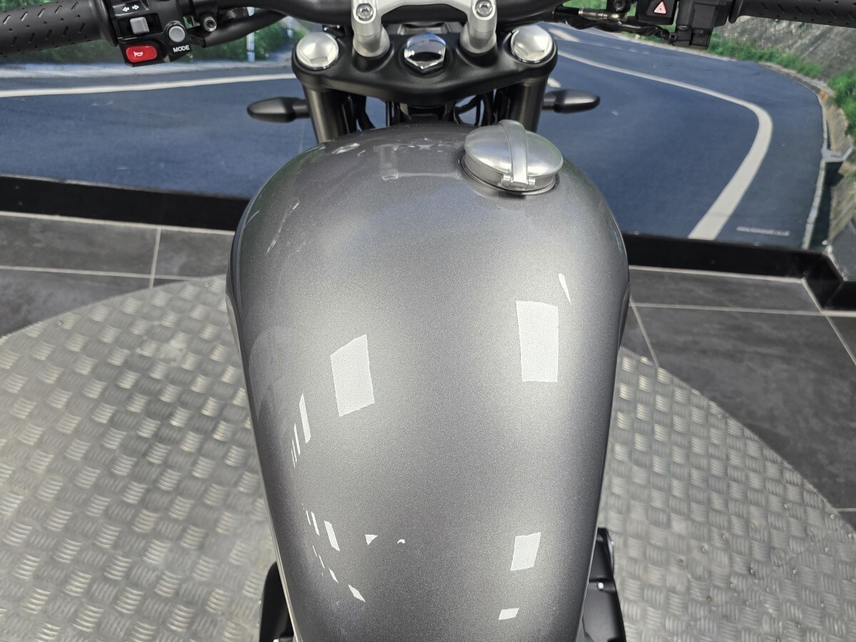 Used Triumph SPEED TWIN 1200 for sale - 78394218: Photo 12