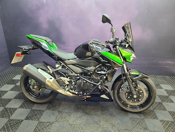 Used Kawasaki Z400 2023 for sale - bike-78688092: Photo