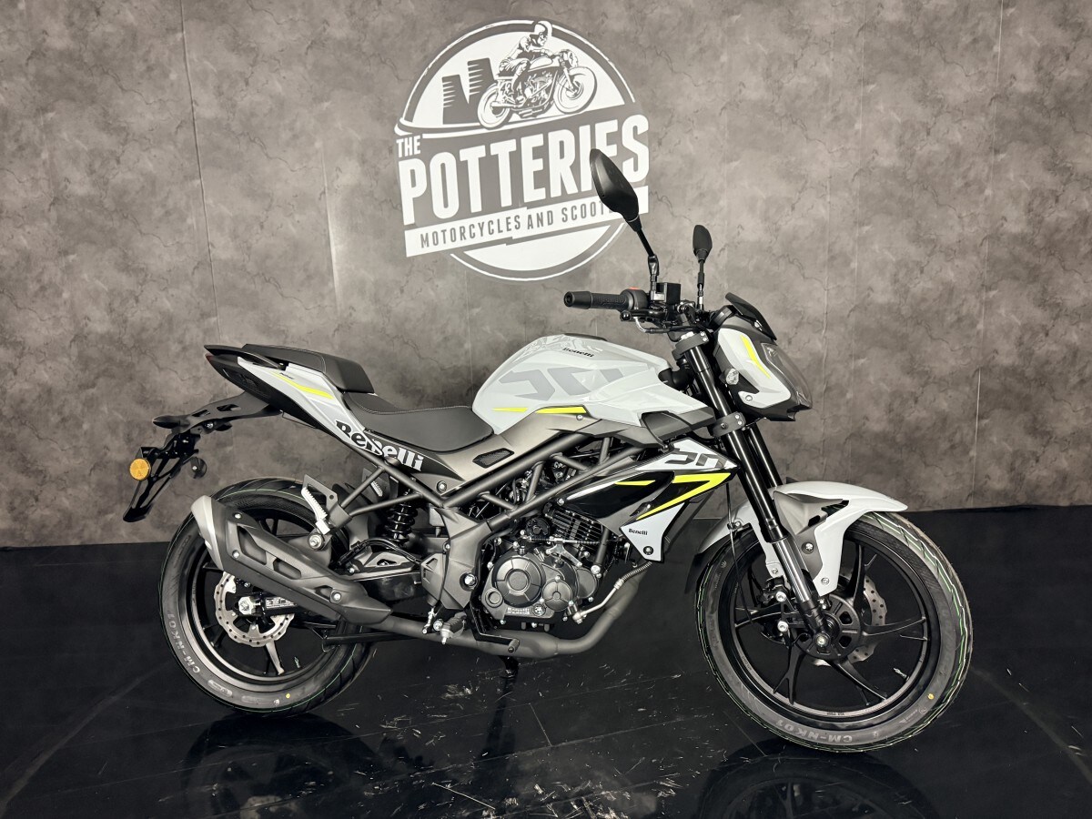 Used Benelli BN 125 for sale - 78397233: Photo 4