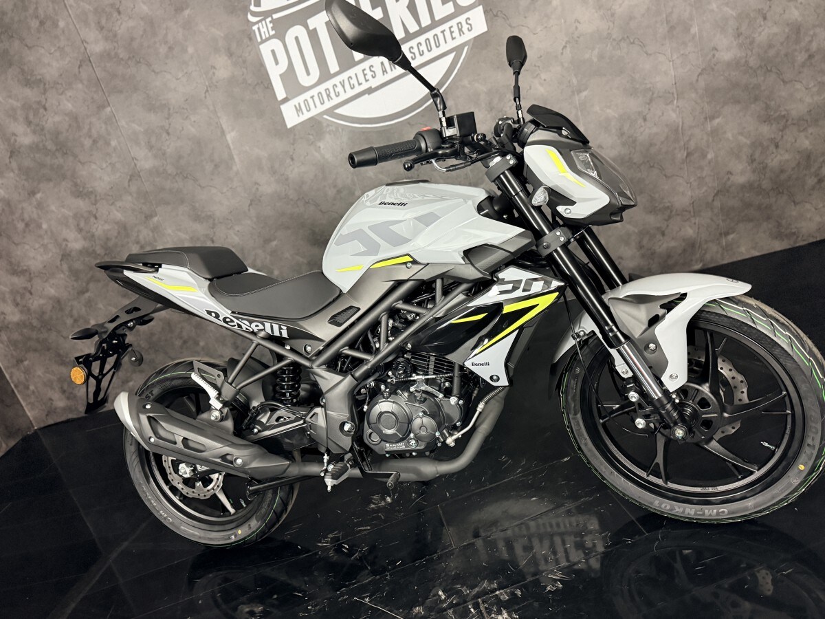 Used Benelli BN 125 for sale - 78397233: Photo 5