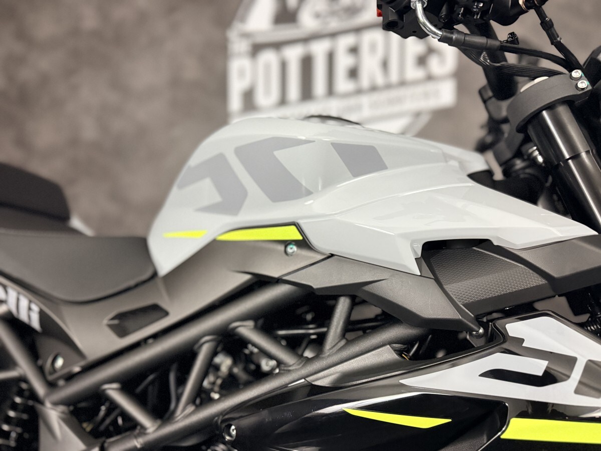 Used Benelli BN 125 for sale - 78397233: Photo 6