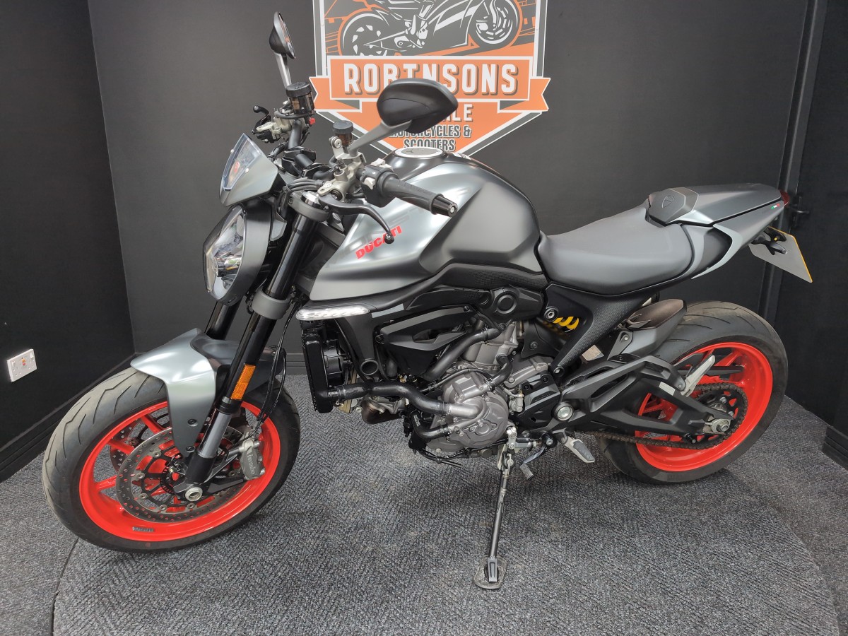 Used Ducati MONSTER PLUS 2023 for sale - 78532087: Photo 2
