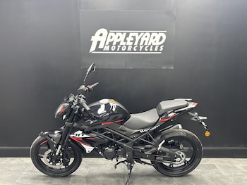 Used Benelli BN125 undefined for sale - bike-78395407: Photo