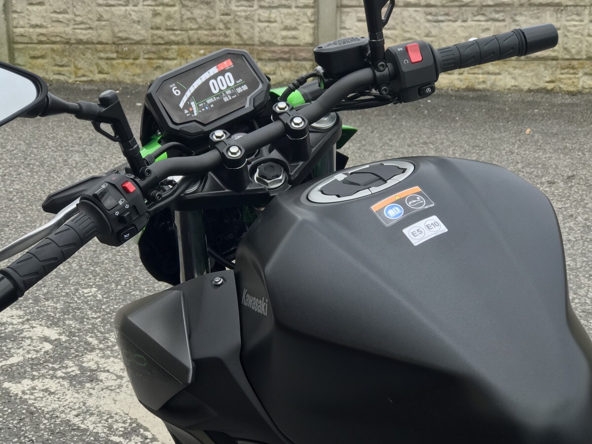 Used Kawasaki Z500 SE ER500FRFAN for sale - 78395042: Photo 17
