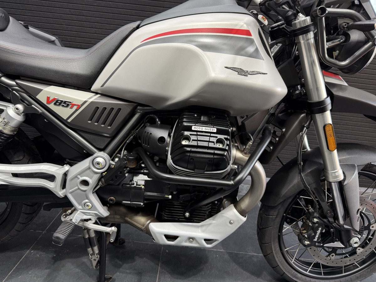 Used Moto Guzzi V85 TT TRAVEL 2022 for sale - 78393949: Photo 3