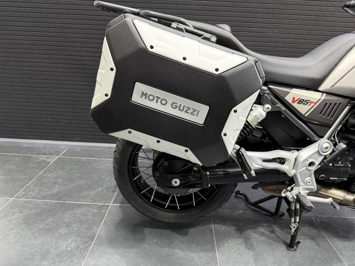Used Moto Guzzi V85 TT TRAVEL 2022 for sale - 78393949: Photo 4