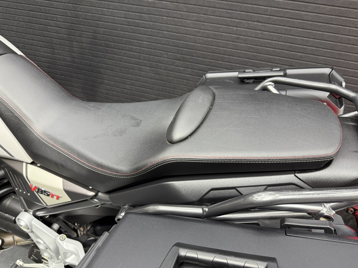 Used Moto Guzzi V85 TT TRAVEL 2022 for sale - 78393949: Photo 9