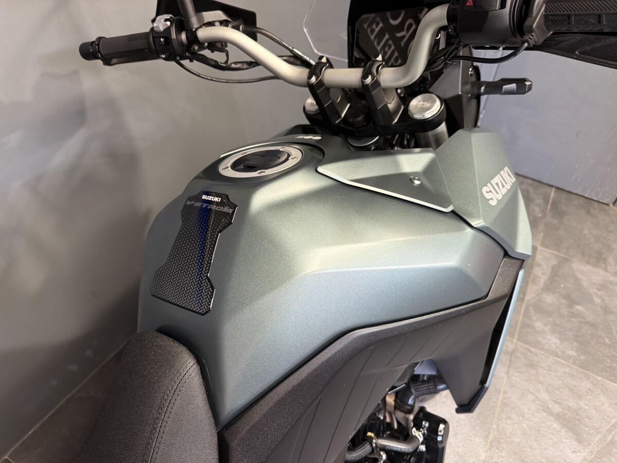 Used Suzuki DL 800 RQM4 V-STROM 2023 for sale - 78526776: Photo 8
