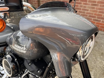 Used Harley-Davidson FLSB Softail Sport Glide 1745 2022 for sale - bike-79353984: Photo