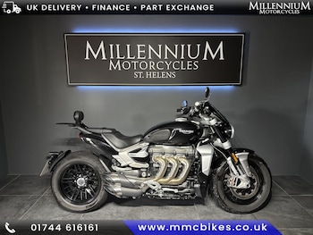 Used Triumph ROCKET 3 R 2022 for sale - bike-78395778: Photo