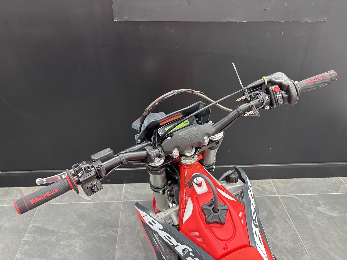Used Beta X TRAINER 300 for sale - 78409711: Photo 10