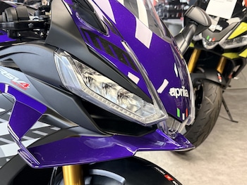 Used Aprilia RSV4 1100 Factory 2026 for sale - bike-79605996: Photo