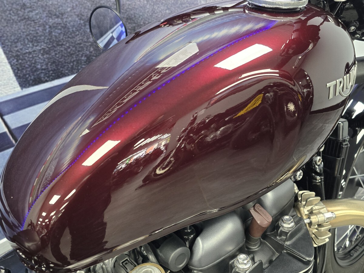 Used Triumph BONNEVILLE BOBBER 2020 for sale - 78579151: Photo 9