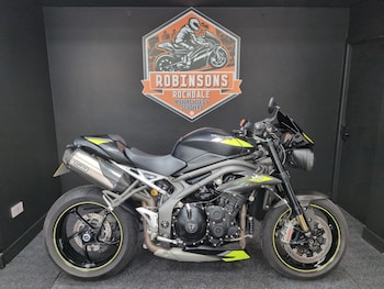 Used Triumph SPEED TRIPLE RS 1050 2019 for sale - bike-78647068: Photo