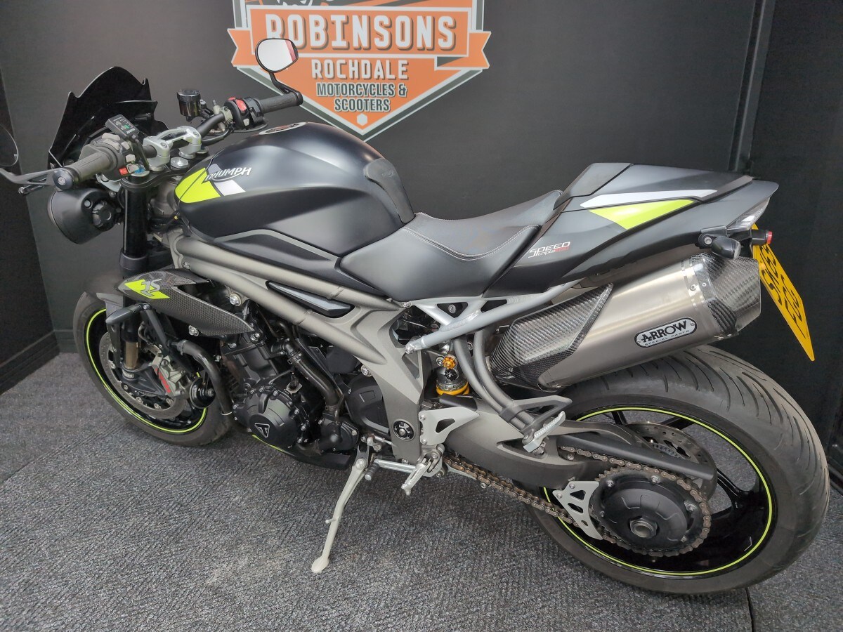 Used Triumph SPEED TRIPLE RS 1050 2019 for sale - 78647068: Photo 7
