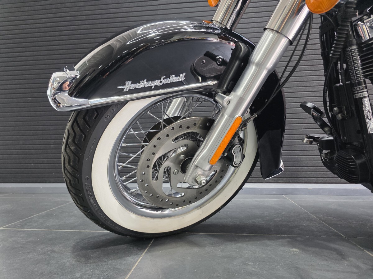 Used Harley-Davidson FLSTC Heritage Softail Classic 2017 for sale - 78694552: Photo 10