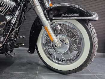 Used Harley-Davidson FLSTC Heritage Softail Classic 2017 for sale - bike-78694552: Photo