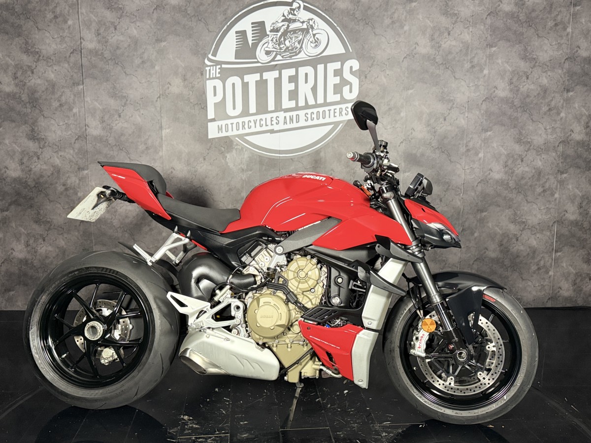 Used Ducati Streetfighter V4 2020 for sale - 78921184: Photo 2