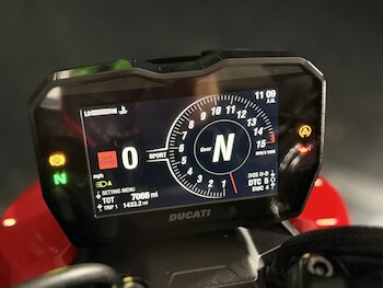 Used Ducati Streetfighter V4 2020 for sale - bike-78921184: Photo