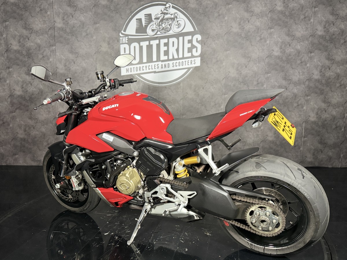 Used Ducati Streetfighter V4 2020 for sale - 78921184: Photo 8
