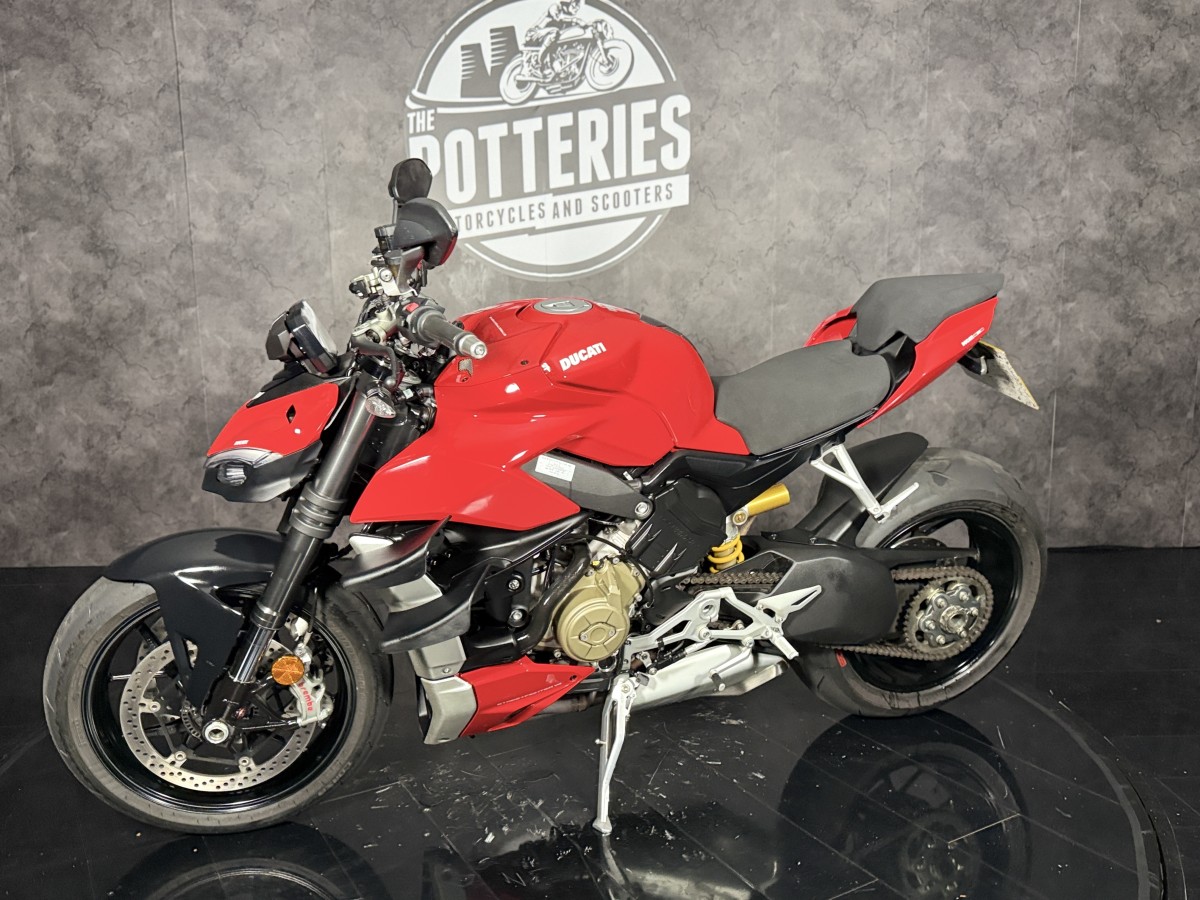 Used Ducati Streetfighter V4 2020 for sale - 78921184: Photo 9