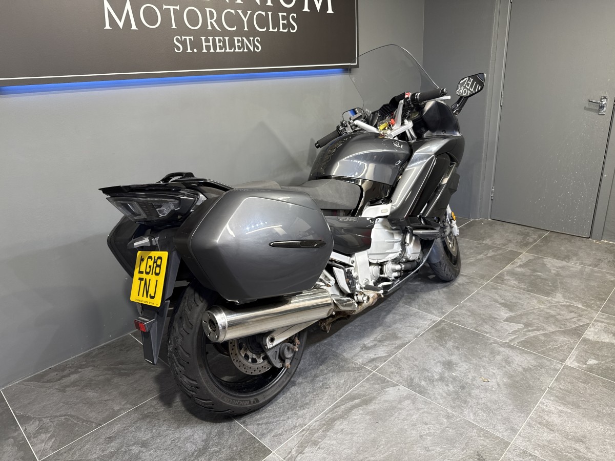 Used Yamaha FJR 1300 A 2018 for sale - 78395859: Photo 2