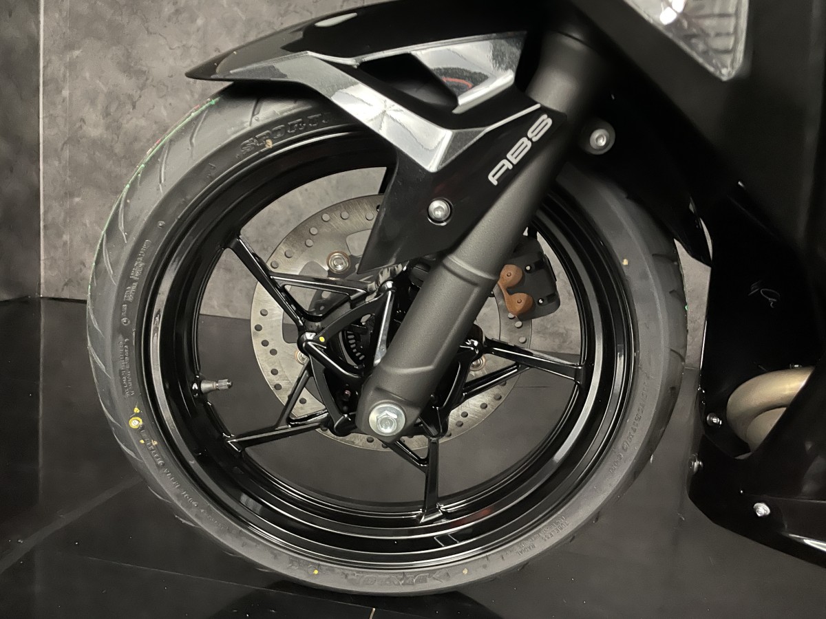 Used Kawasaki Ninja 500 for sale - 78396135: Photo 10