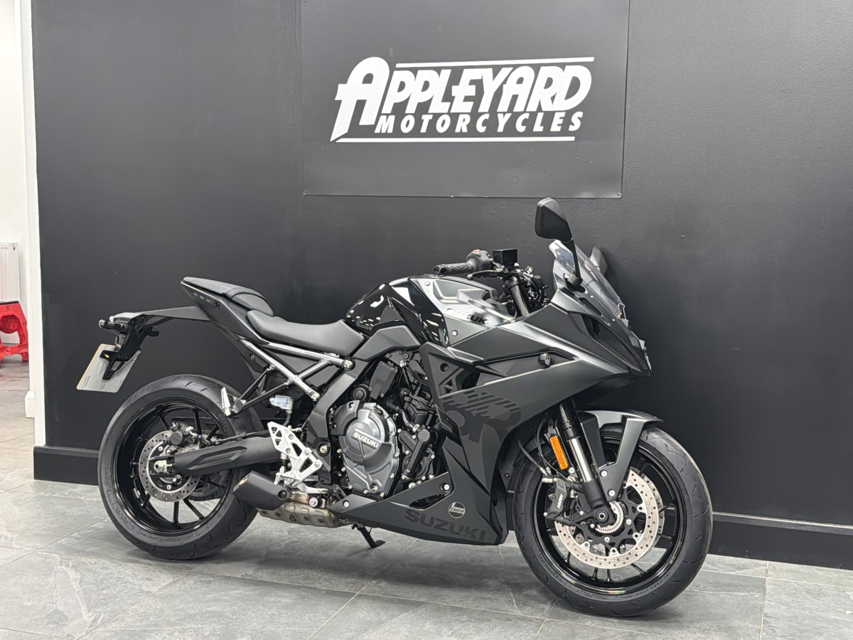 Used Suzuki GSX-8R 2025 for sale - 78395035: Photo 2