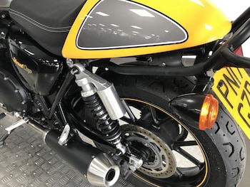 Used Triumph STREET CUP 2017 for sale - bike-78939296: Photo