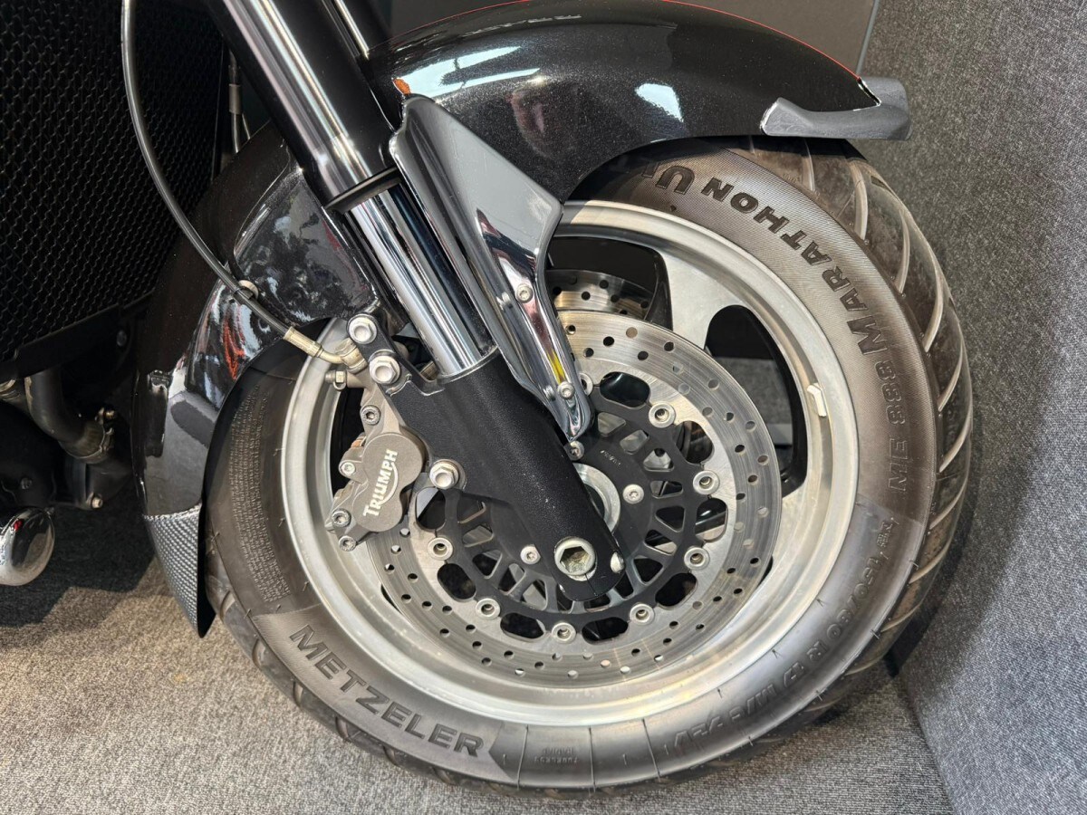 Used Triumph ROCKET III ROADSTER 2014 for sale - 78739962: Photo 11