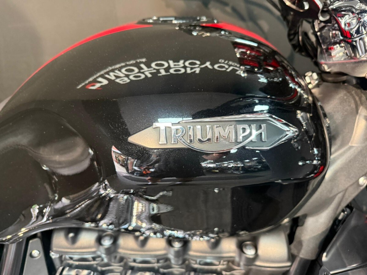 Used Triumph ROCKET III ROADSTER 2014 for sale - 78739962: Photo 16