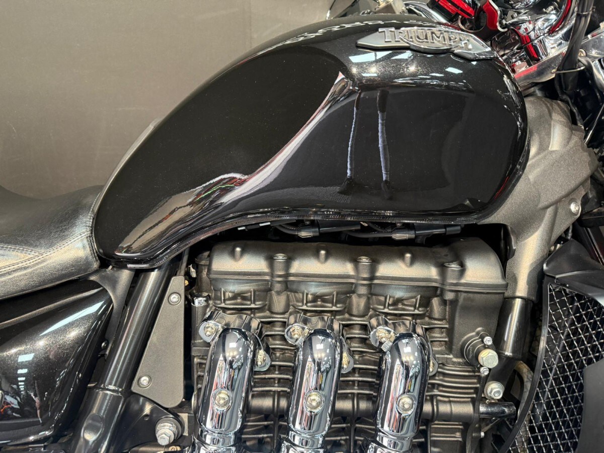 Used Triumph ROCKET III ROADSTER 2014 for sale - 78739962: Photo 17