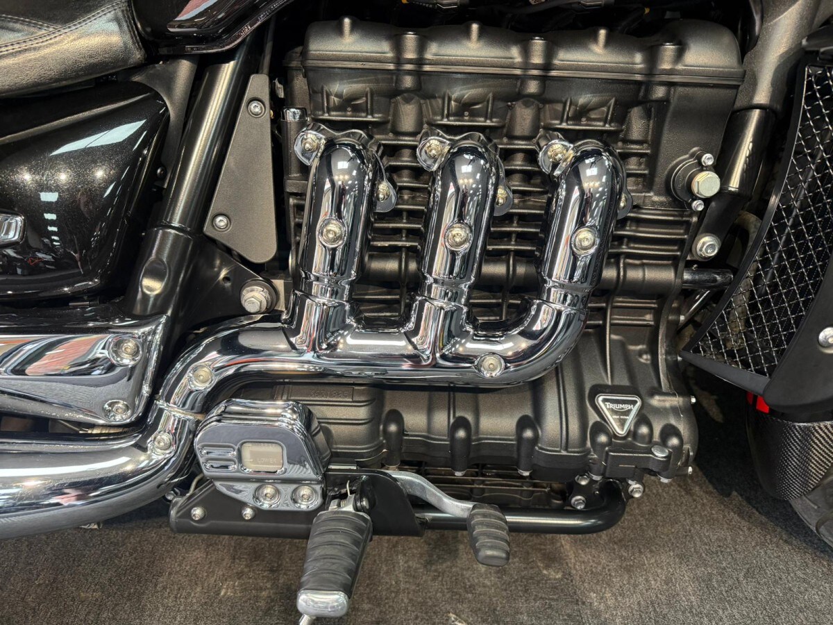 Used Triumph ROCKET III ROADSTER 2014 for sale - 78739962: Photo 19
