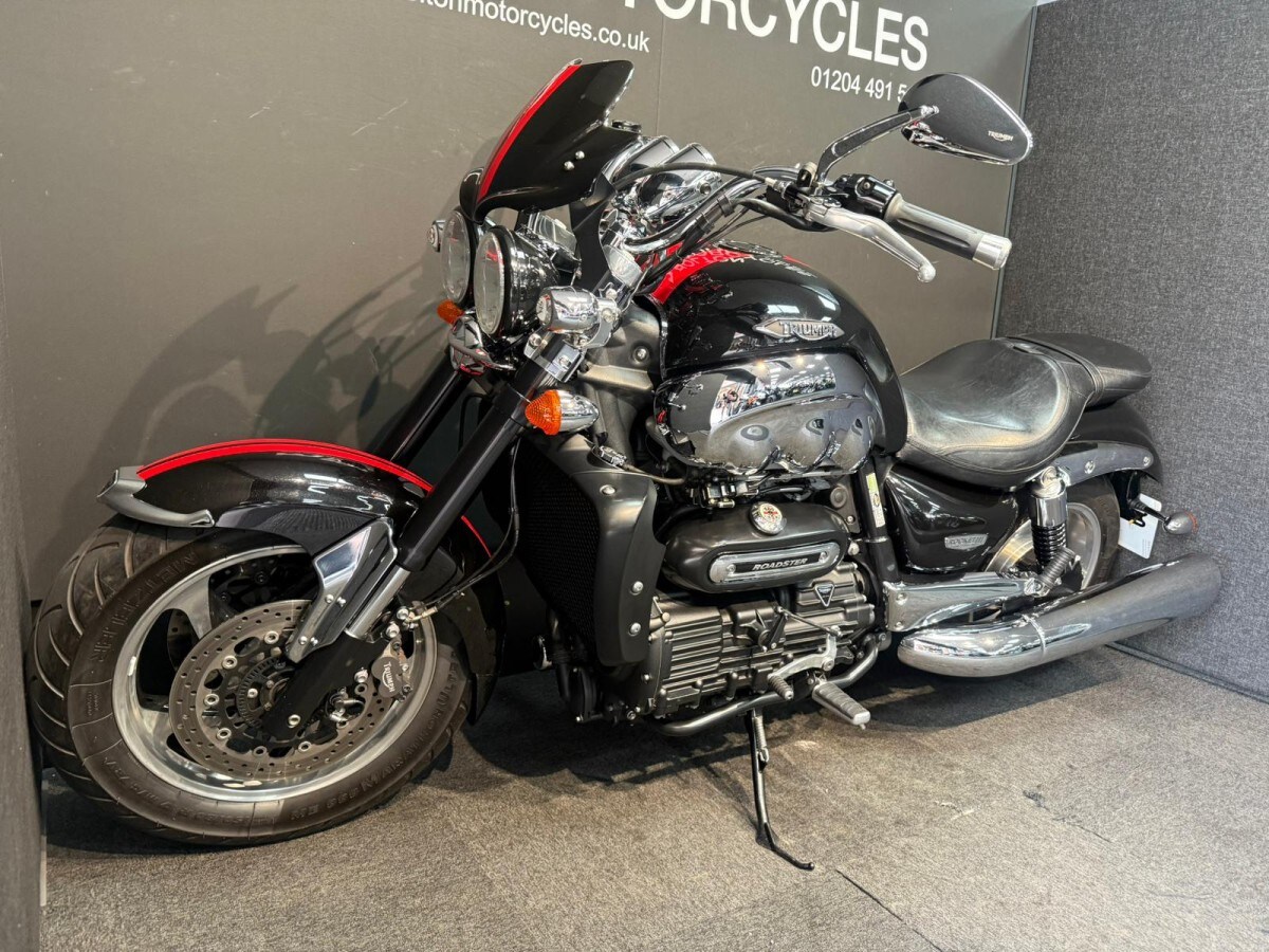 Used Triumph ROCKET III ROADSTER 2014 for sale - 78739962: Photo 6