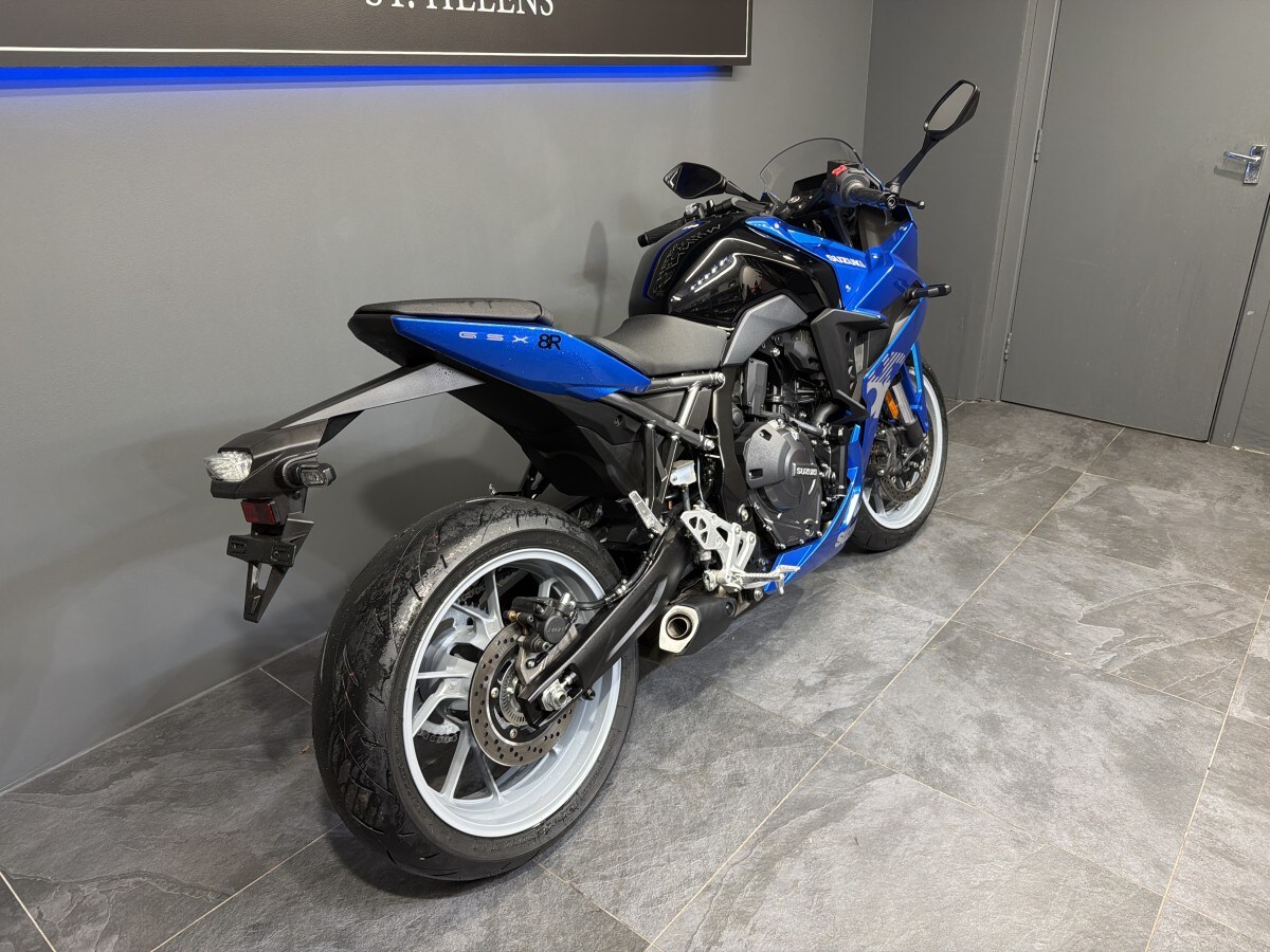 Used Suzuki GSX-8R for sale - 78395619: Photo 3