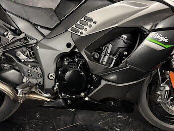 Used Kawasaki Ninja 2024 for sale - bike-78497060: Photo