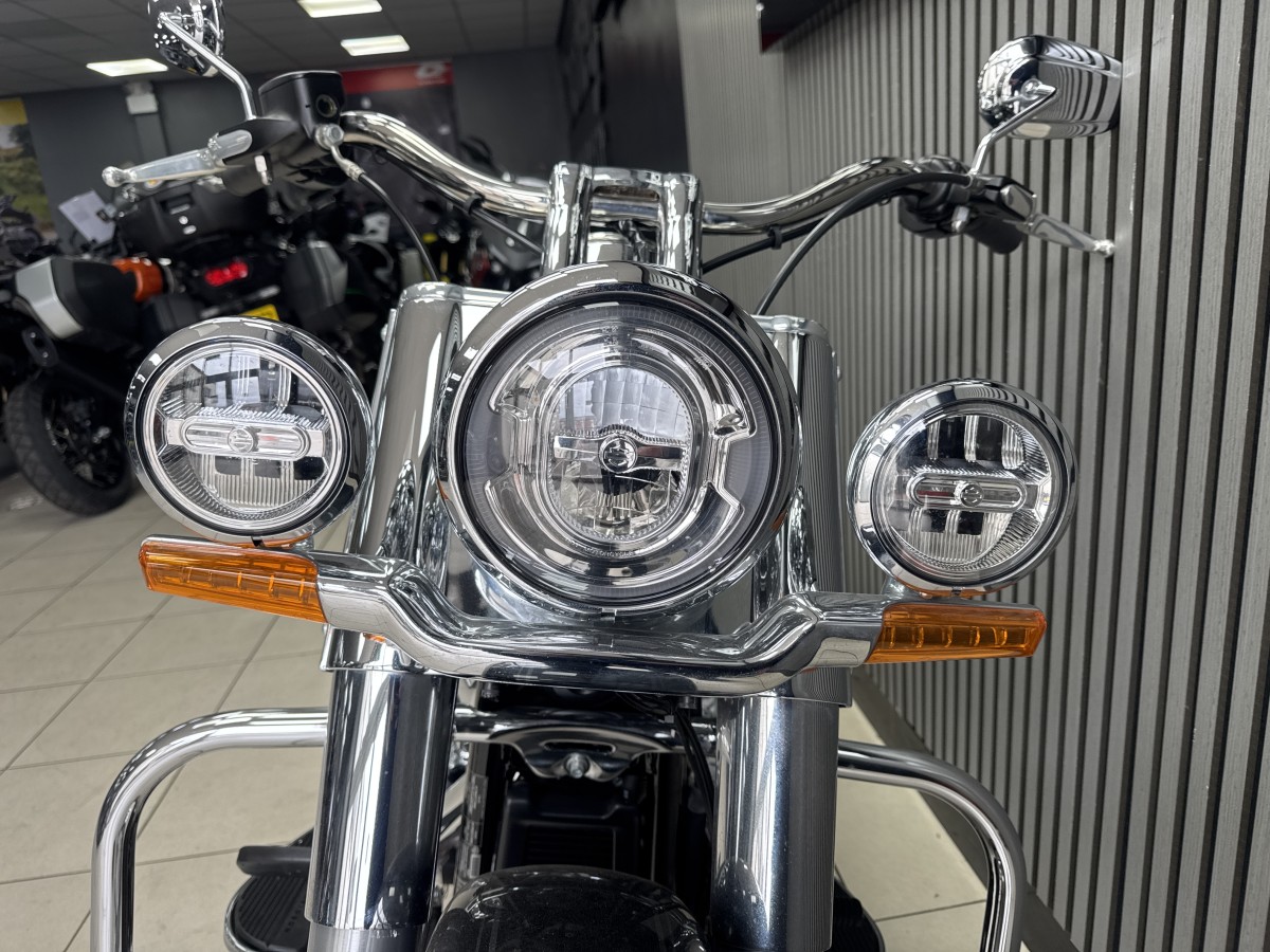 Used Harley-Davidson FLDE SOFTAIL DELUXE 1745 2018 for sale - 78395501: Photo 8