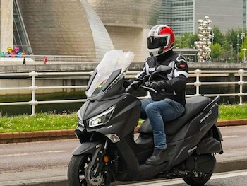 Used SYM Joymax Z+ 300cc undefined for sale - bike-78397167: Photo
