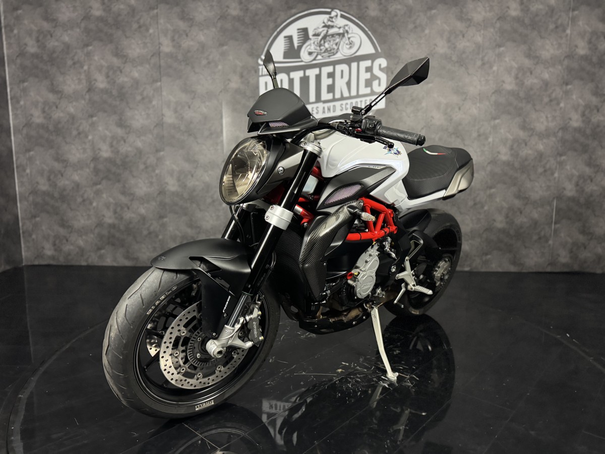 Used MV Agusta BRUTALE 800 2015 for sale - 78397214: Photo 11