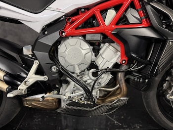 Used MV Agusta BRUTALE 800 2015 for sale - bike-78397214: Photo