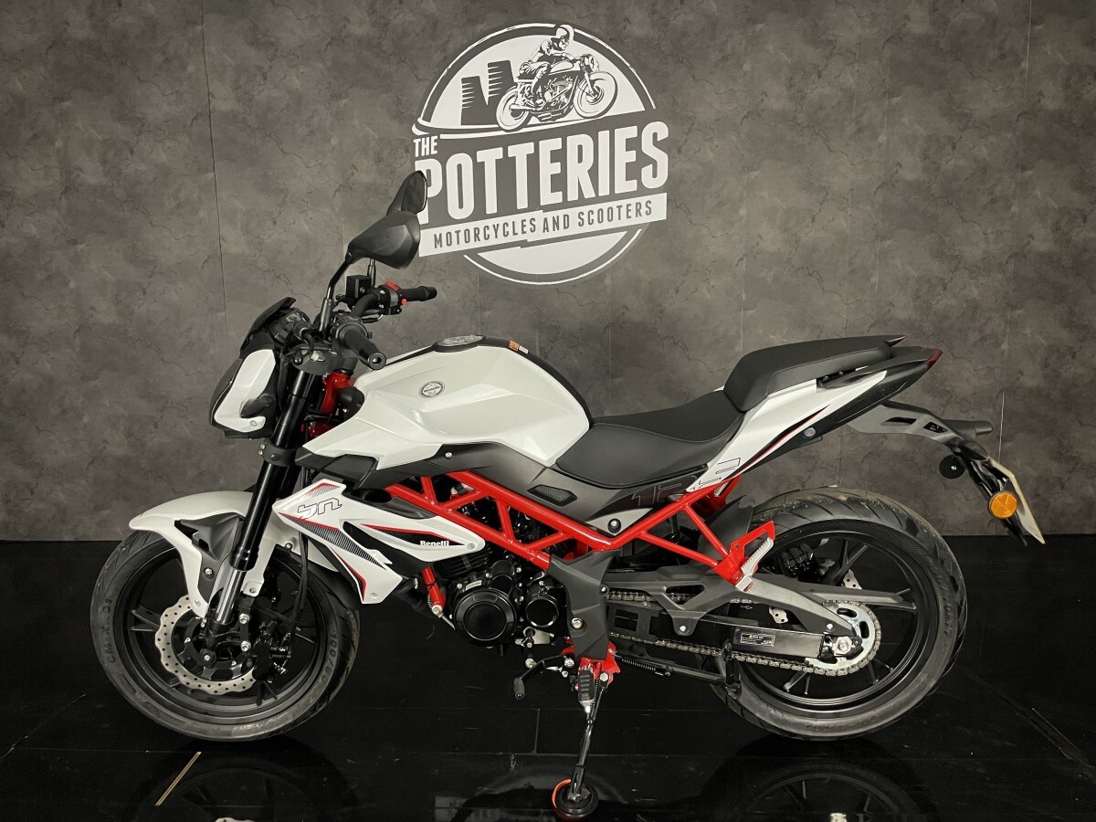 Used Benelli BN125 for sale - 78397592: Photo 6