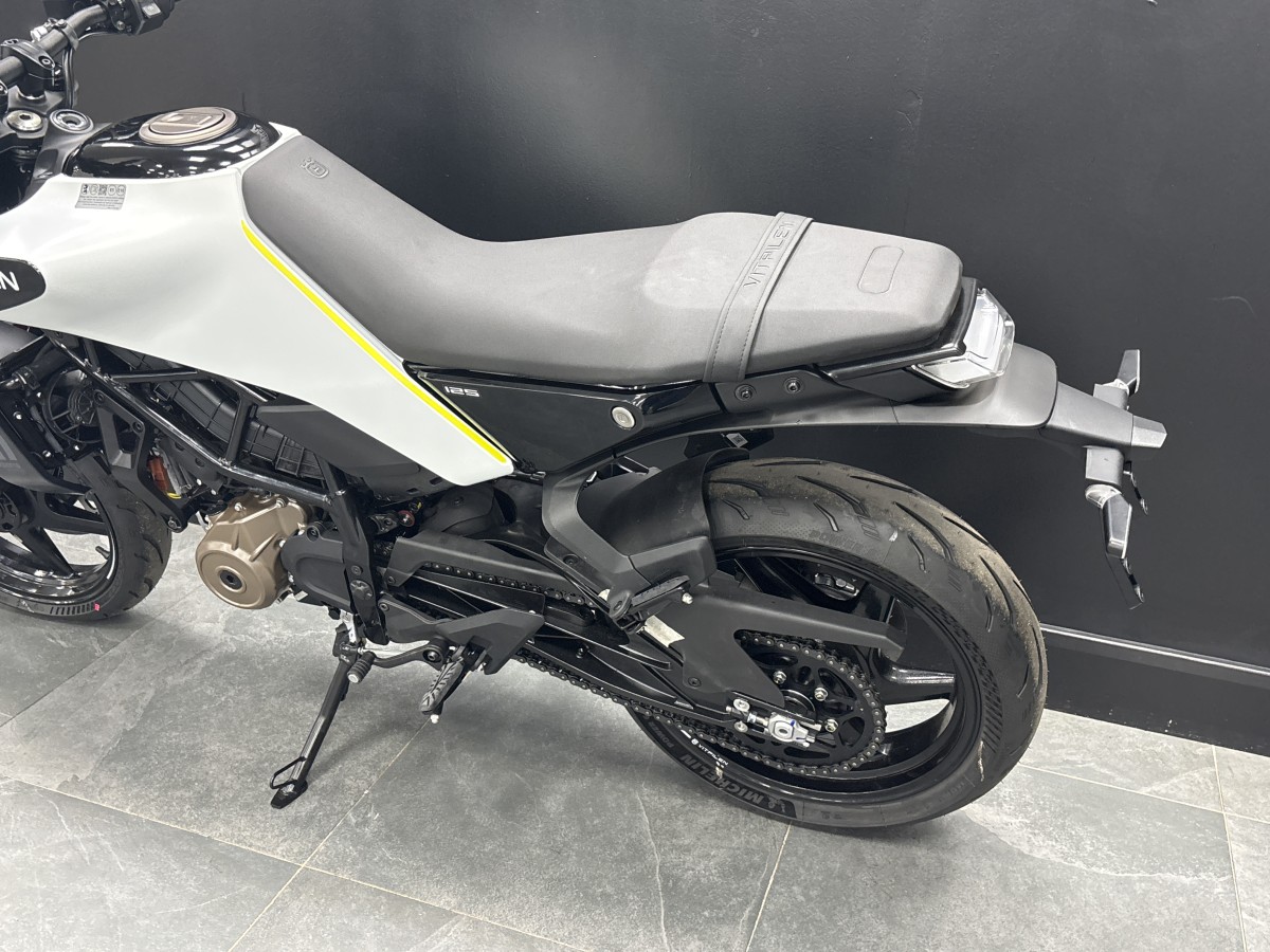 Used Husqvarna VITPILEN 125 for sale - 78395683: Photo 16