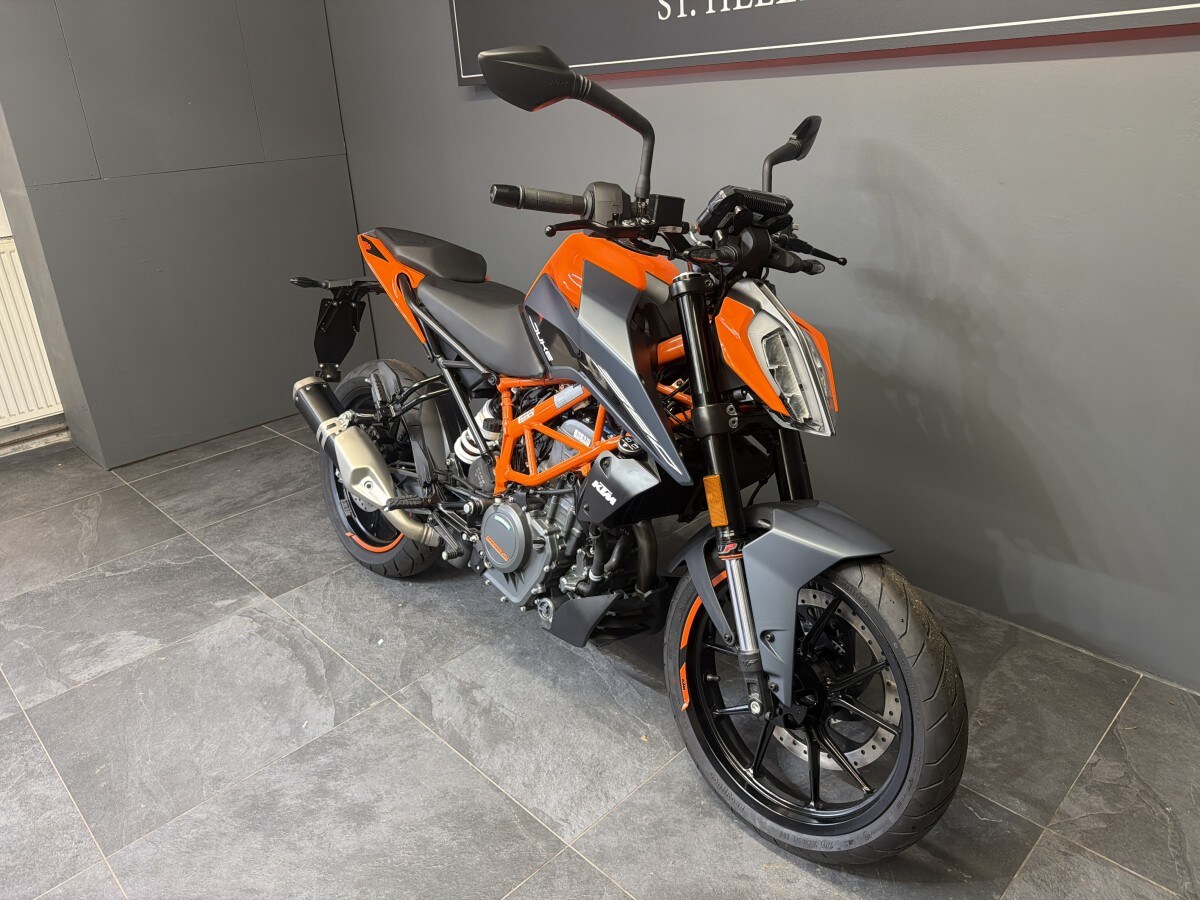 Used KTM 2023 390 DUKE..FOC QUICK SHIFTER & FINANCE FROM 3. for sale - 78394572: Photo 2