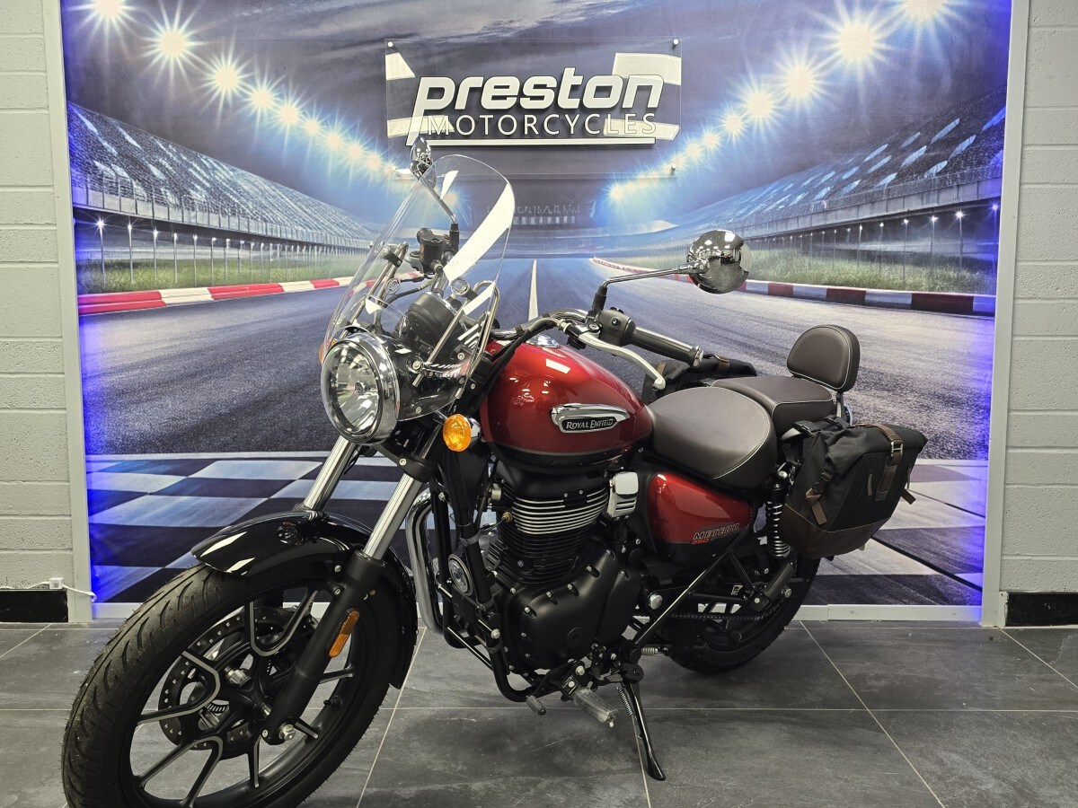 Used Royal Enfield METEOR 350 E5 2023 for sale - 78394101: Photo 3