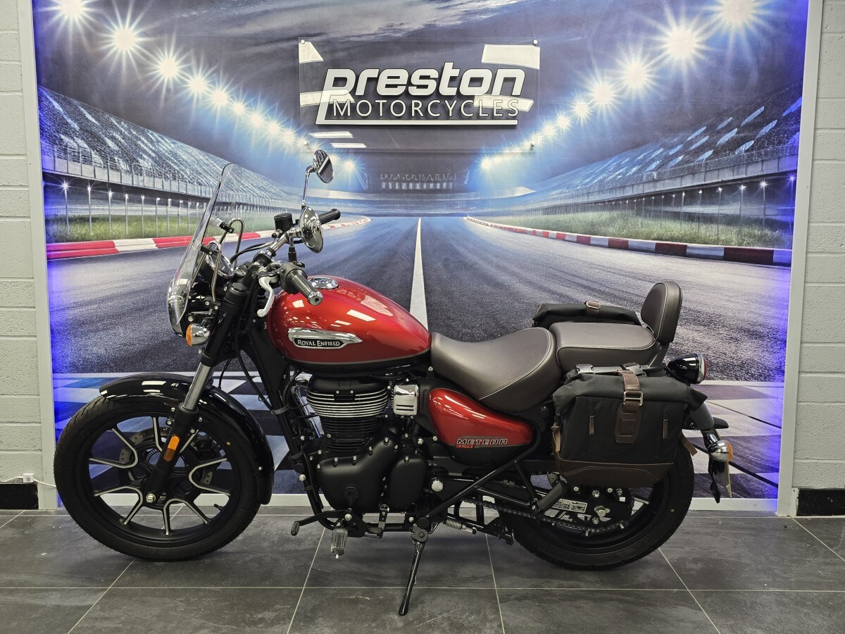 Used Royal Enfield METEOR 350 E5 2023 for sale - 78394101: Photo 4