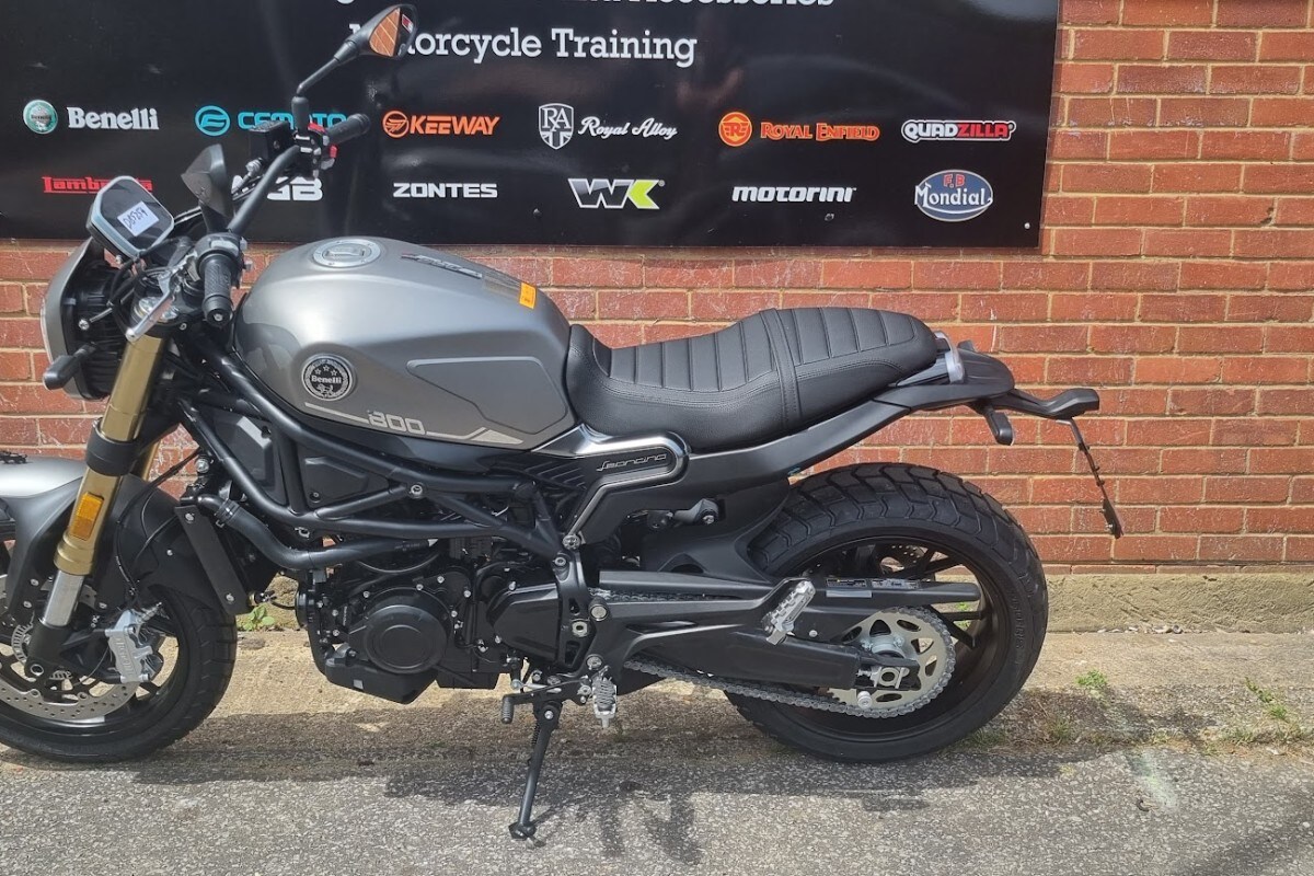 Used Benelli Leoncino 800 for sale - 78399714: Photo 3