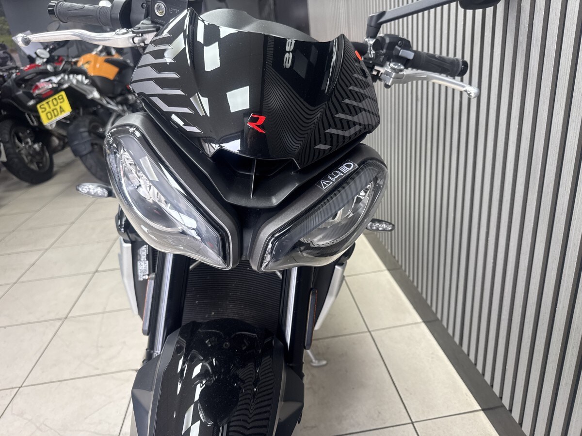 Used Triumph STREET TRIPLE R 765 2023 for sale - 78394982: Photo 4