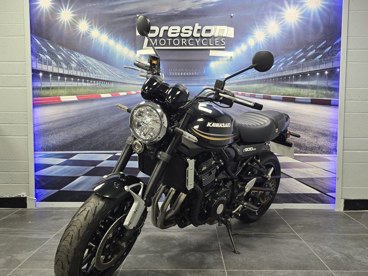 Used Kawasaki Z900RS 2018 for sale - 78393854: Photo 3