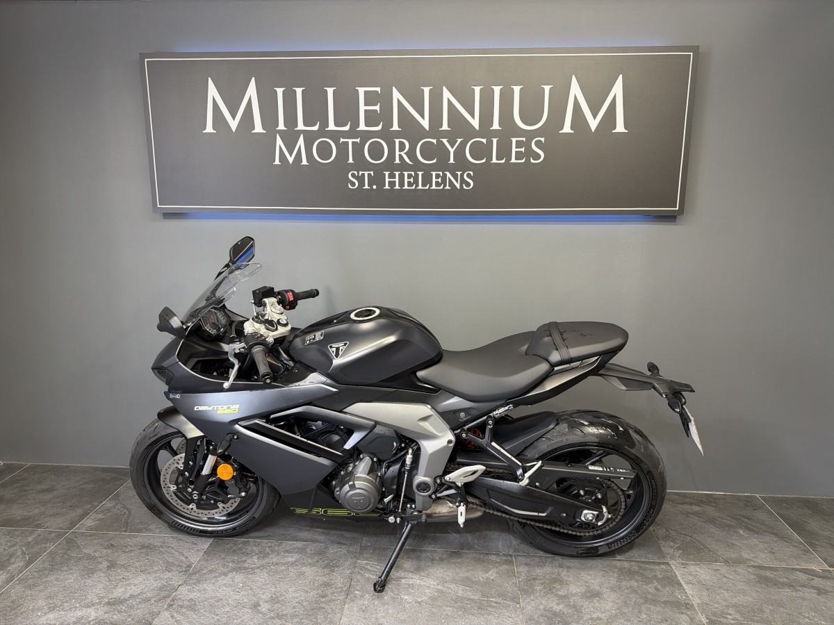 Used Triumph DAYTONA 660 2024 for sale - 78683452: Photo 11