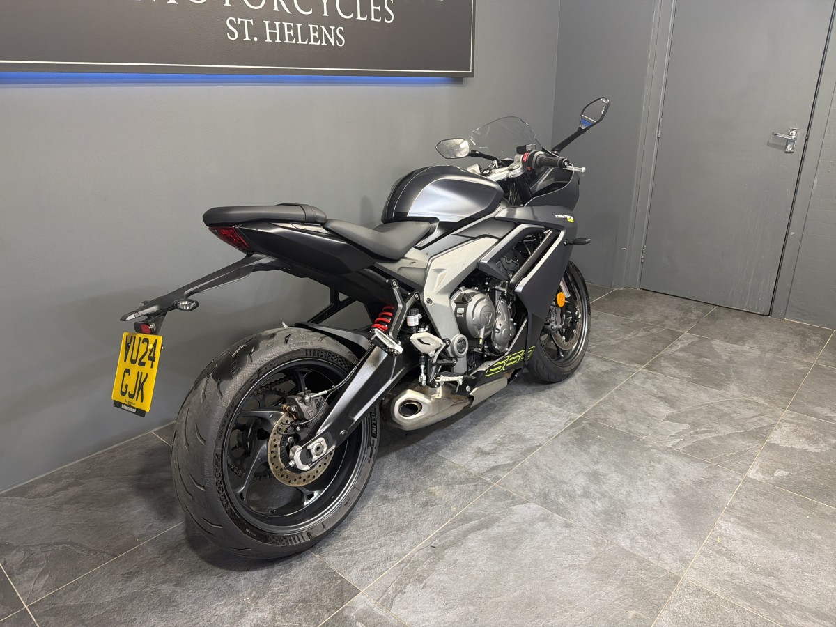 Used Triumph DAYTONA 660 2024 for sale - 78683452: Photo 3